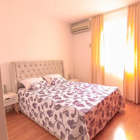 Beno Apartment *